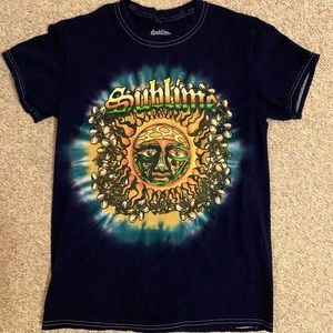 Im selling a T-shirt. It's size small. Brand: Sublime. Just bought it.